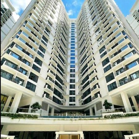 Grand Canal Penthouse! Manila Esterno foto
